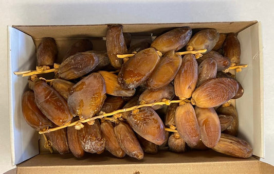 12X2LBs. (24LBs) Deglet Noor Dates from Algeria 100% Natural, Nutritional Properties, Sun-Dried Fruit, Translucent Color and Elegant Shape