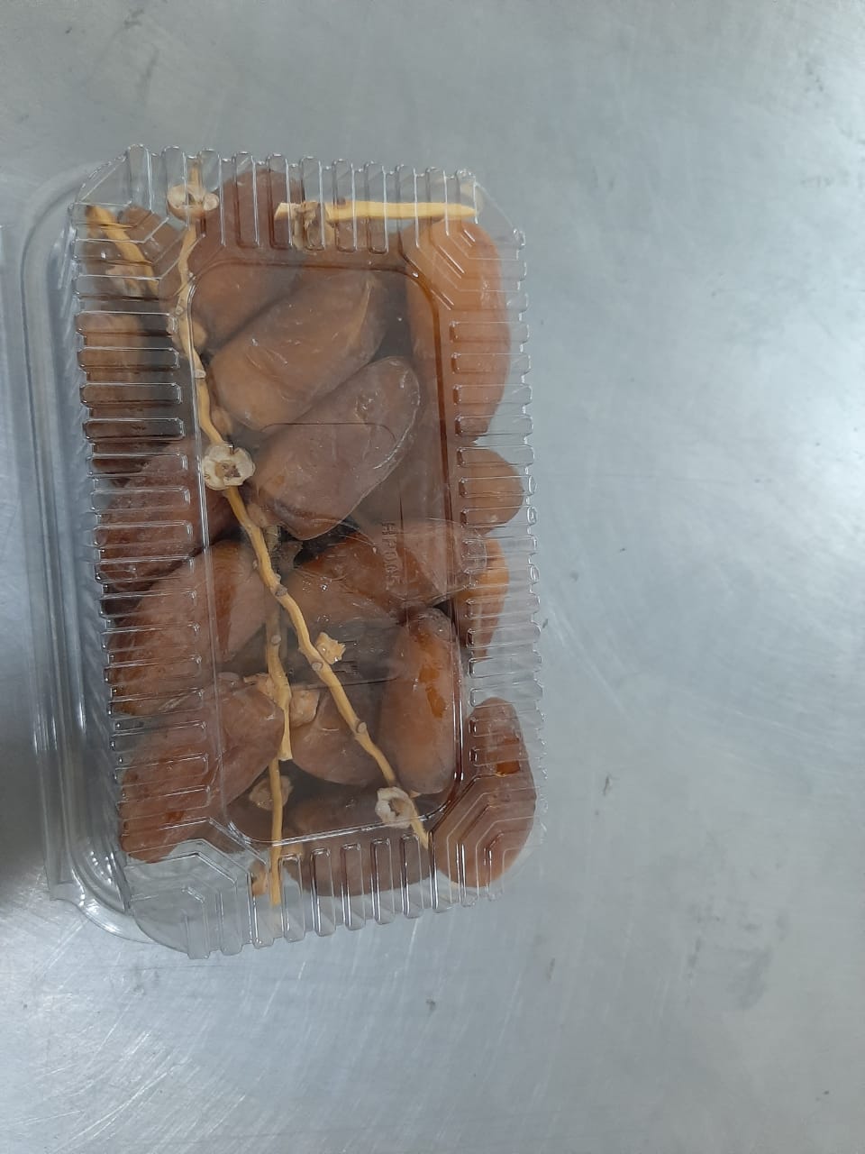 2 LBs. Deglet Noor Dates from Algeria 100% Natural, Nutritional Properties, Sun-Dried Fruit, Translucent Color and Elegant Shape